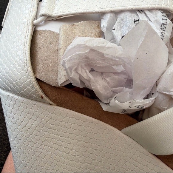 Alfani Women's 8.5M White Wedge Strappy Heels - Picture 14 of 16